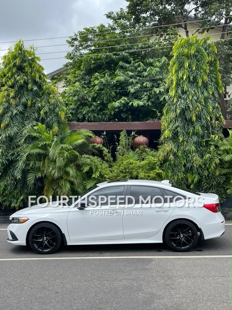 2024 Honda Civic sports photo 7
