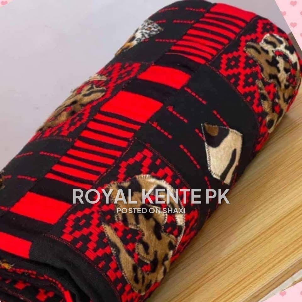 Bonwire Kente clothes for King photo 7