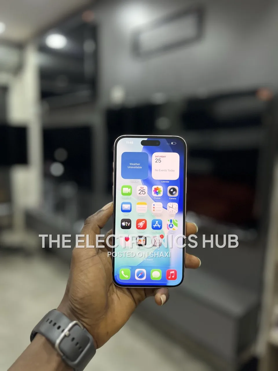Preowned iPhone 15 Plus photo 2