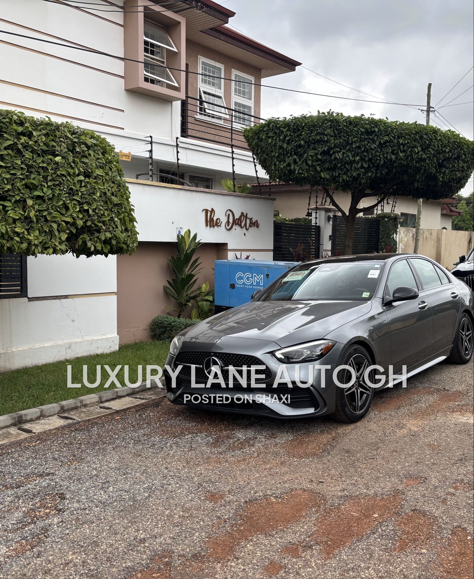 2022 Grey Mercedes Benz C300 4MATIC sports trim photo 8
