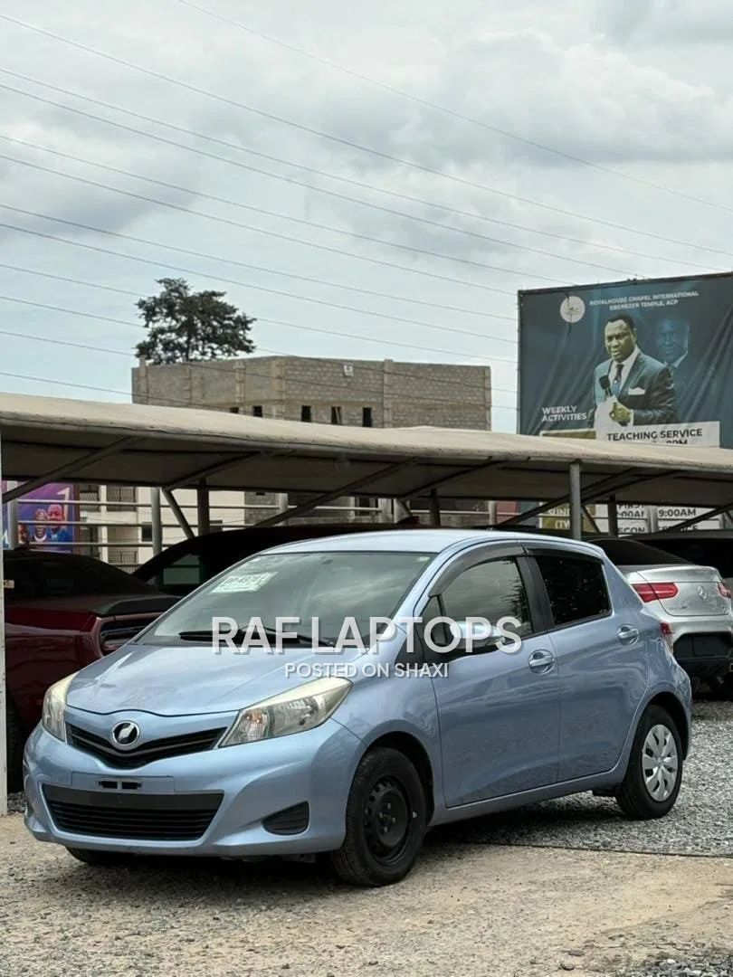 Toyota Vitz Model 2014 photo 7