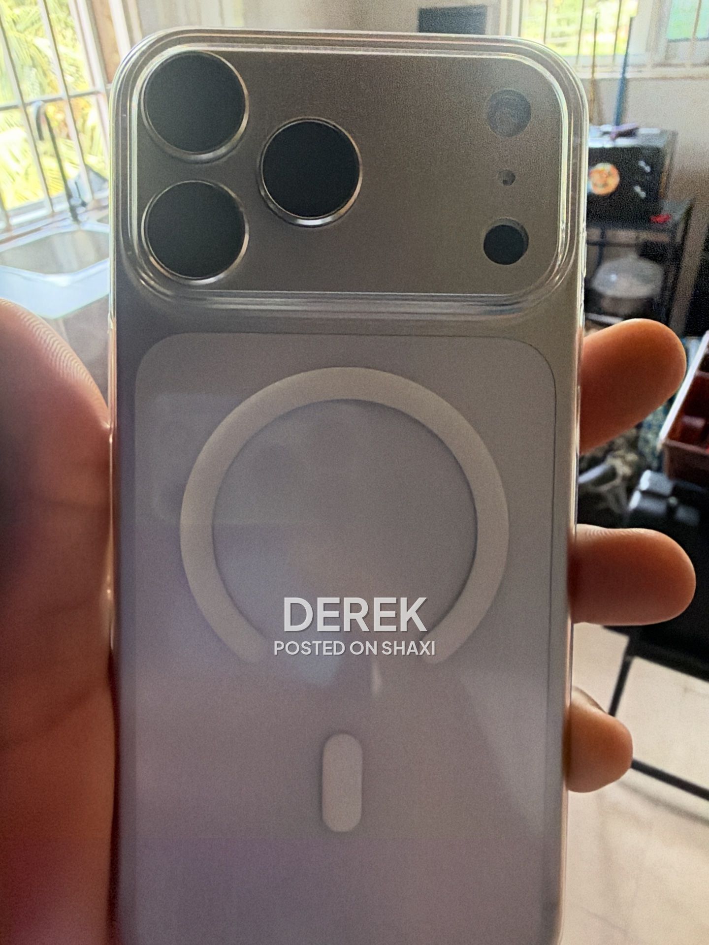 Brand new iPhone 17 pro max Silver 256 gig photo 1