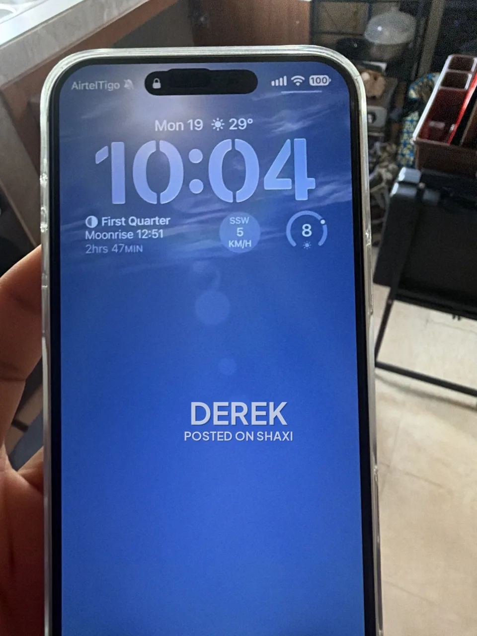 Brand new iPhone 17 pro max Silver 256 gig photo 2