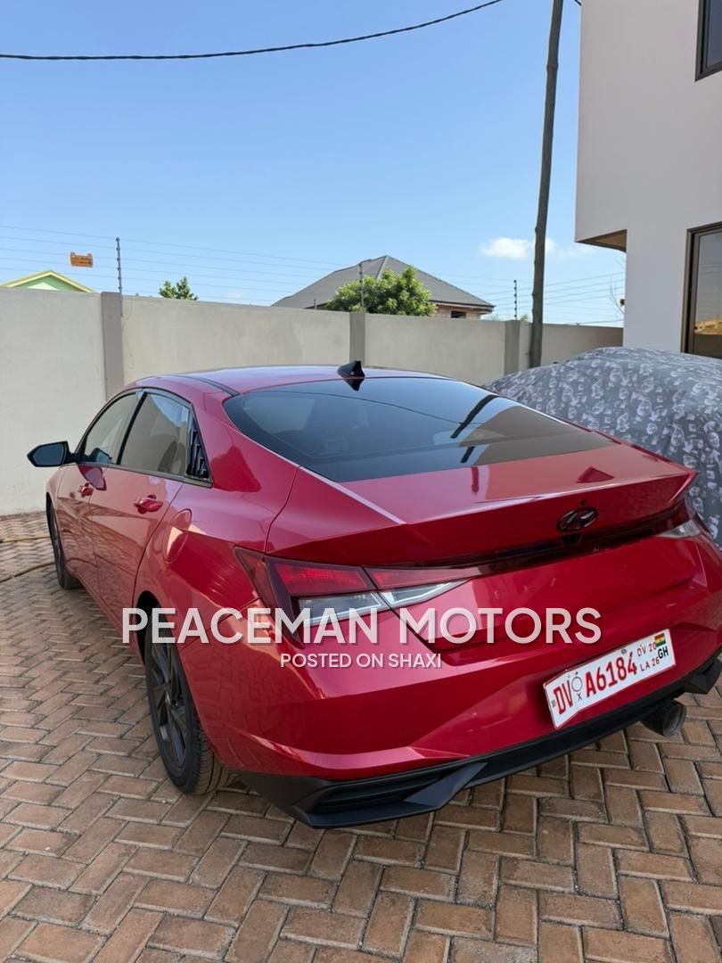 Hyundai Elantra Sel photo 5