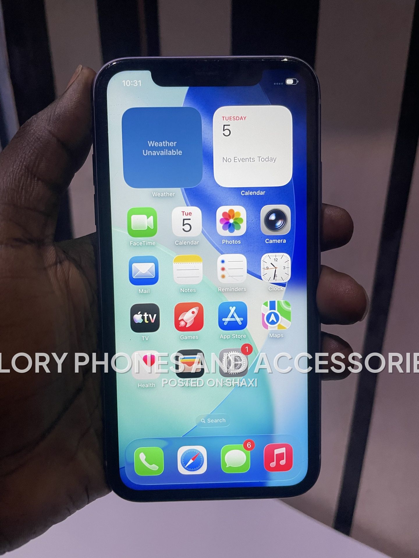 iPhone 11 photo 1