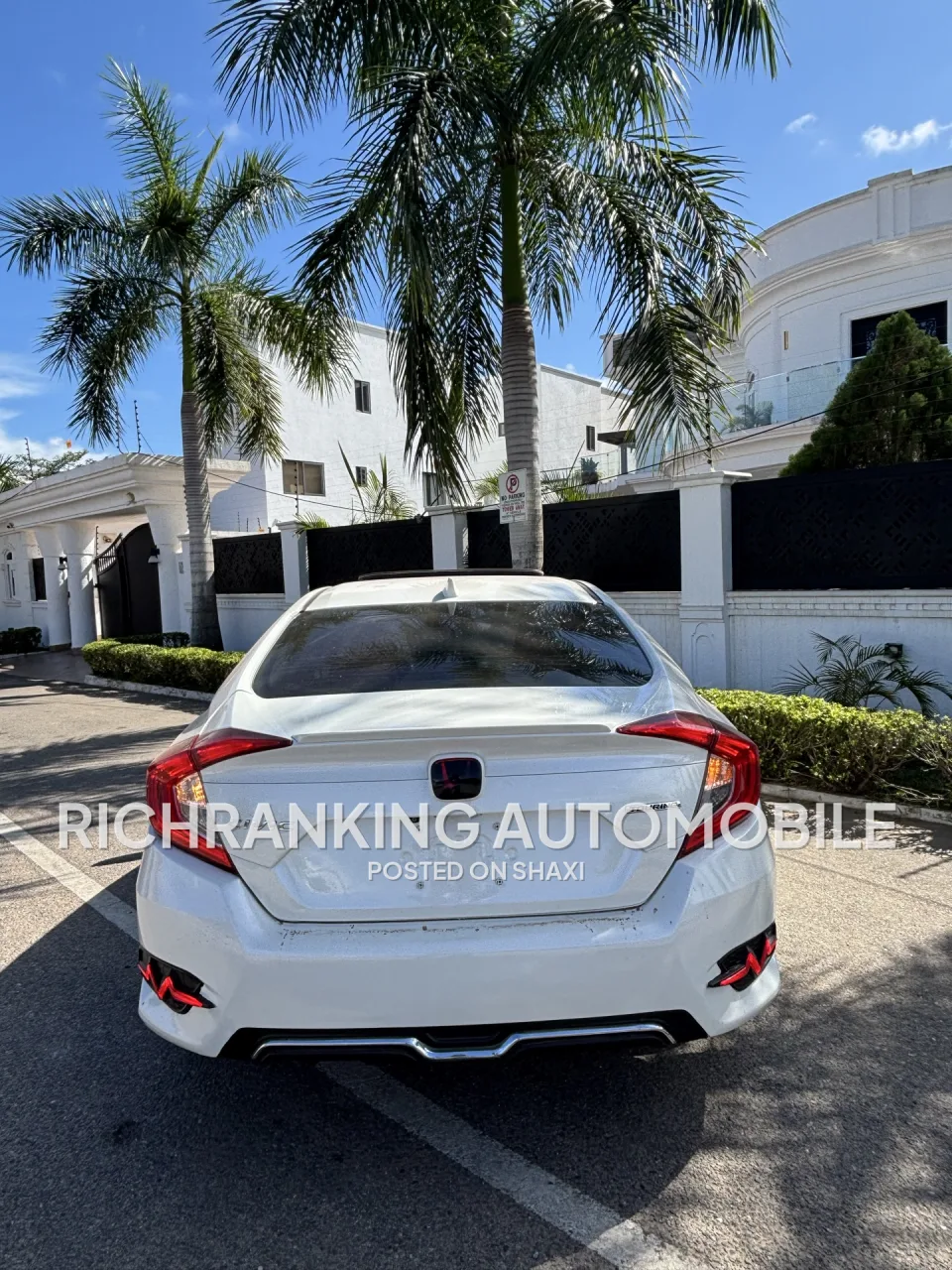2018 Honda civic photo 6