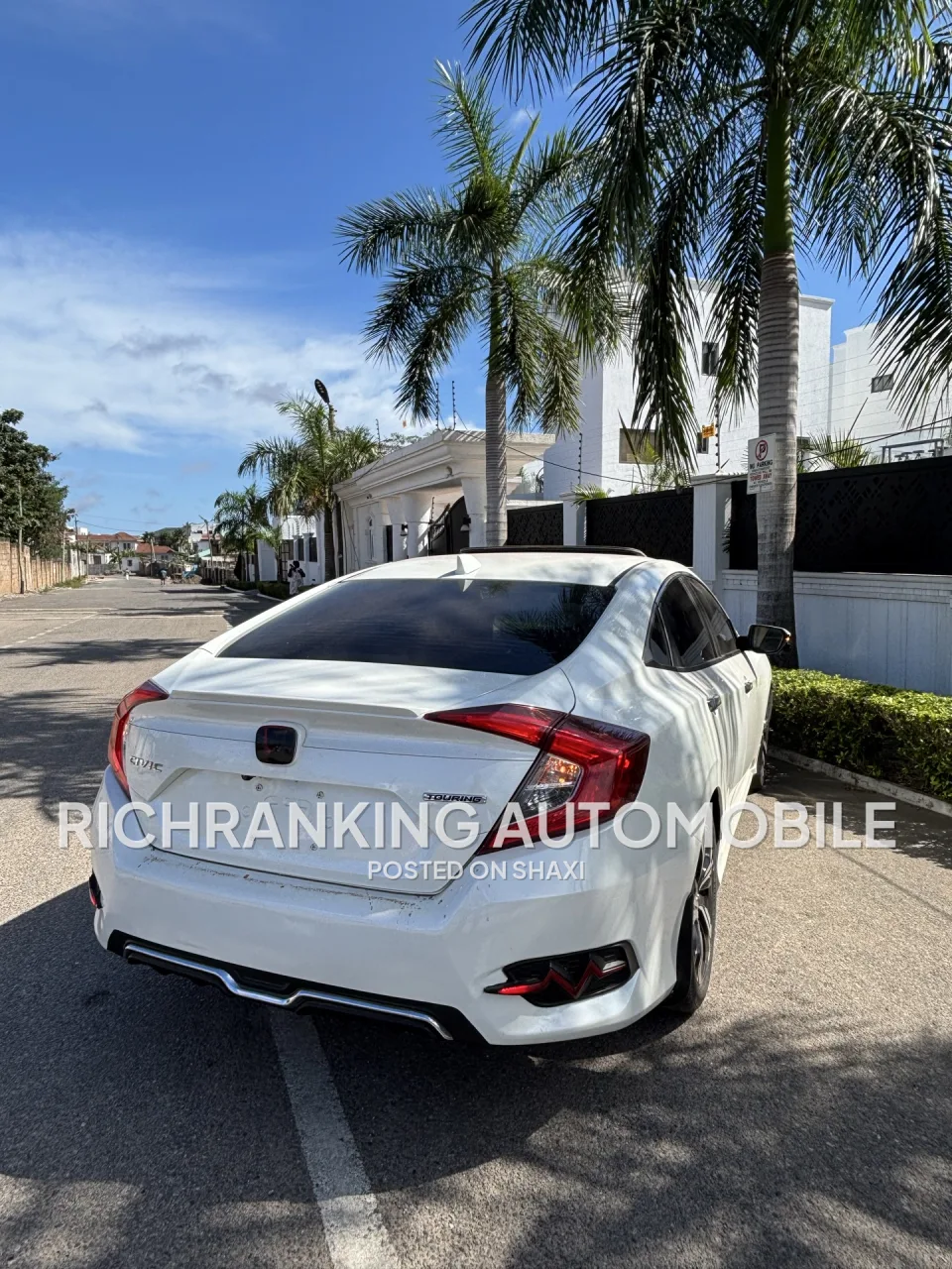 2018 Honda civic photo 5
