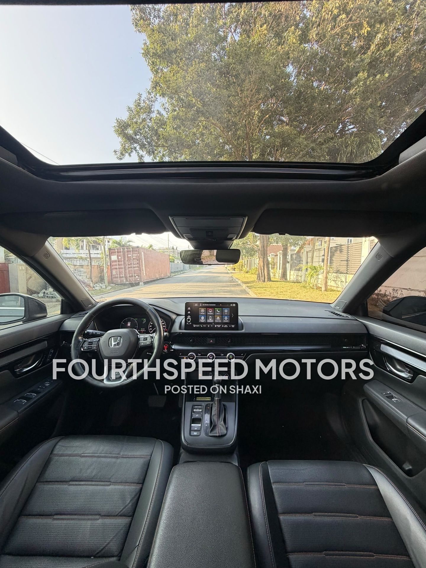 2024 Honda CRV Touring Hybrid photo 4