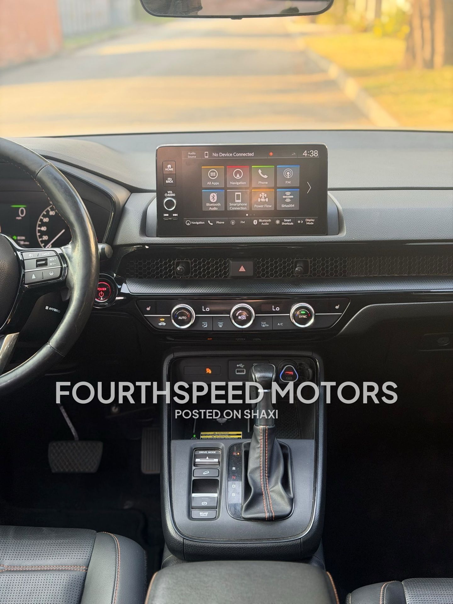 2024 Honda CRV Touring Hybrid photo 5