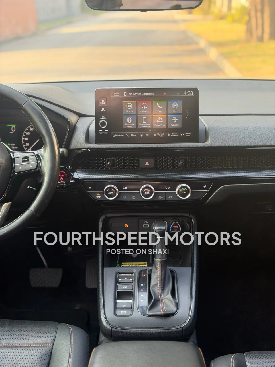 2024 Honda CRV Touring Hybrid photo 5