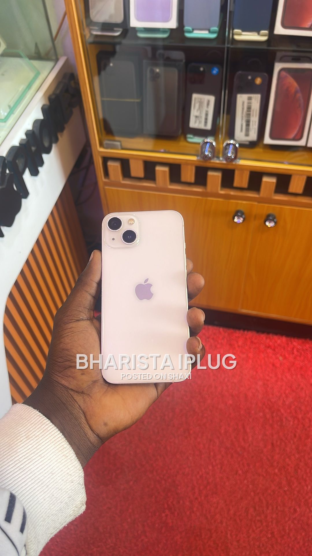 iPhone 13 128 Gb factory unlocked photo 1