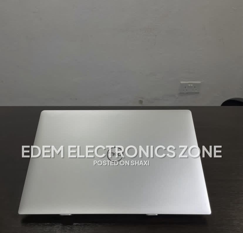 Laptops photo 3