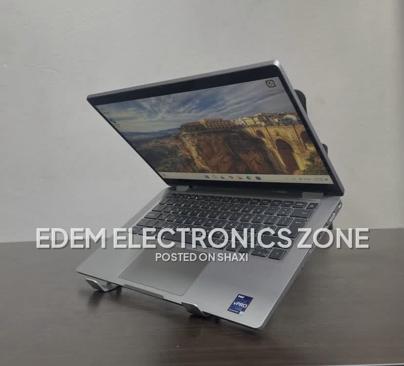 Laptops photo 4