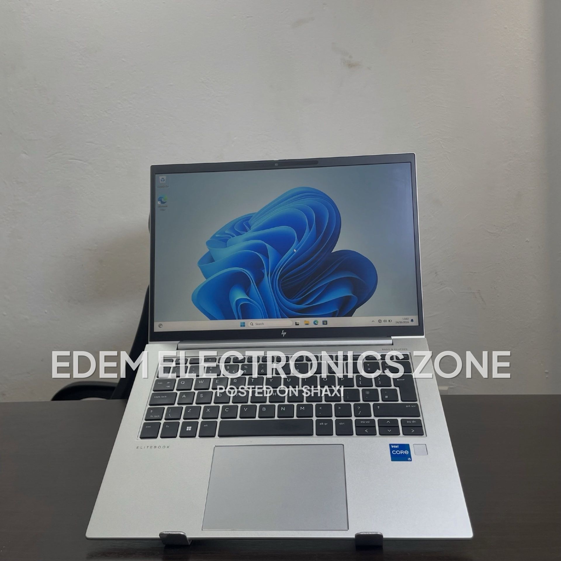Laptops photo 9