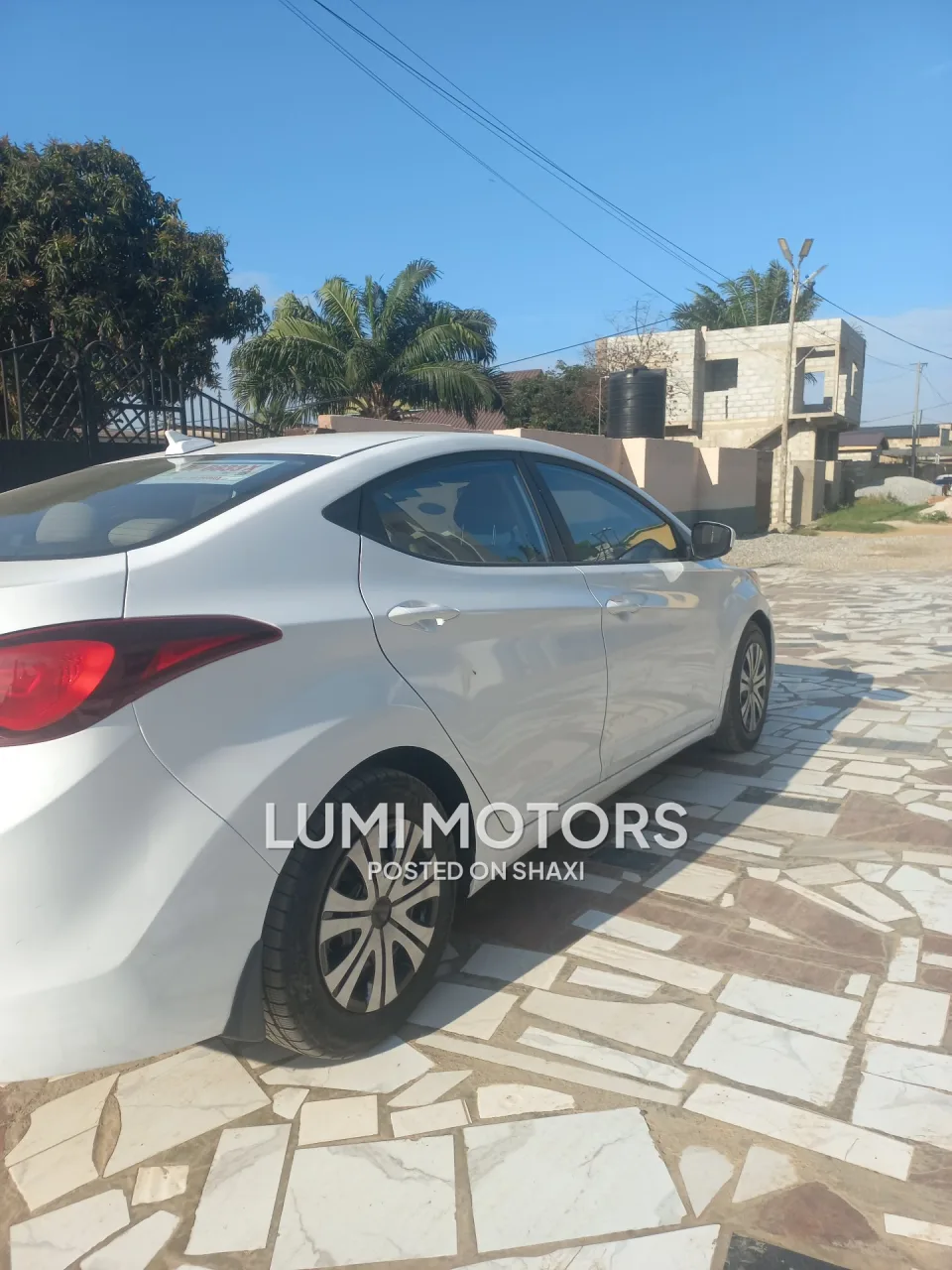 2016 Hyundai Elantra photo 3