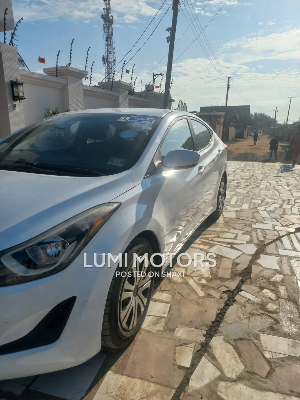 2016 Hyundai Elantra photo 2