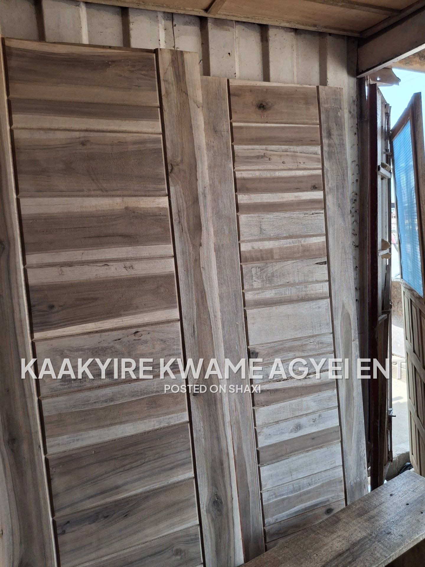 Wooden Door photo 2