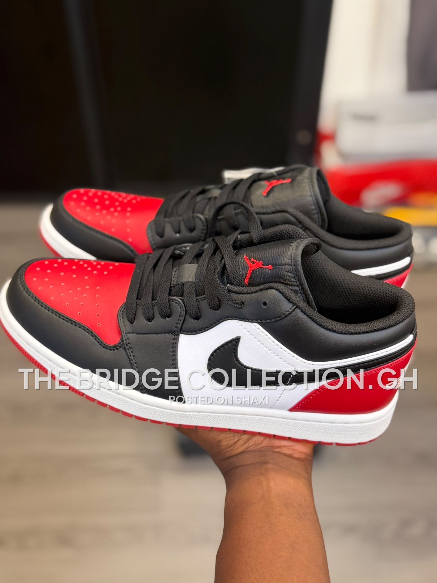 Air Jordan sneaker photo 2
