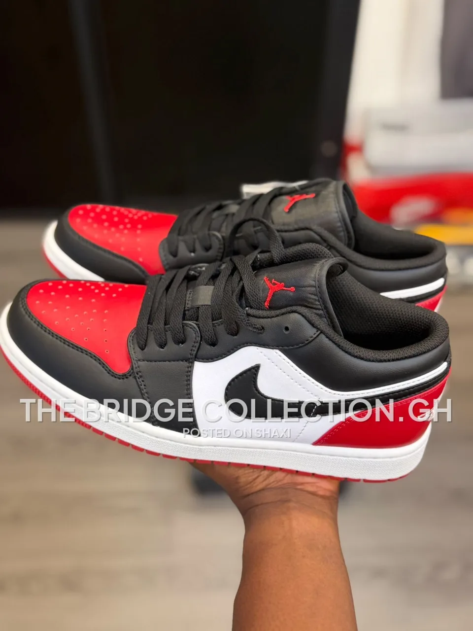 Air Jordan sneaker photo 2