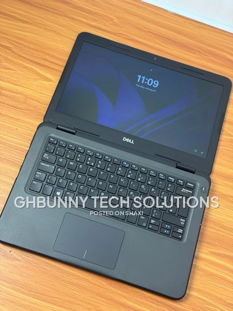 DELL LATITUDE 3300 photo 3