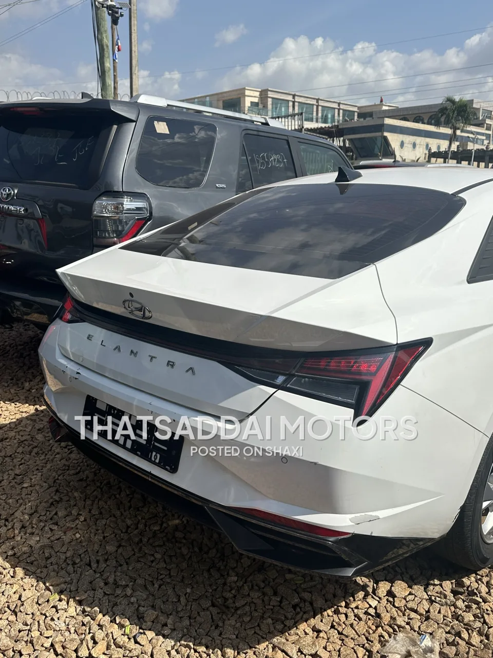 2021 Hyundai Elantra photo 4