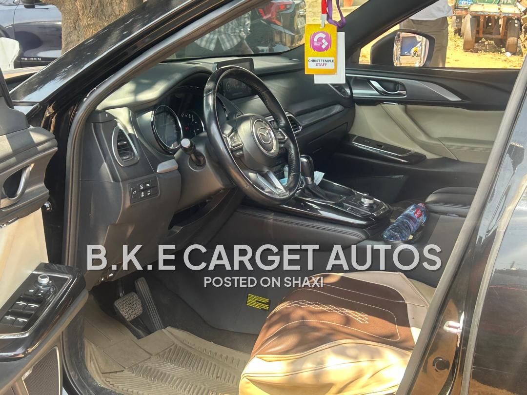Mazda CX-9 photo 2