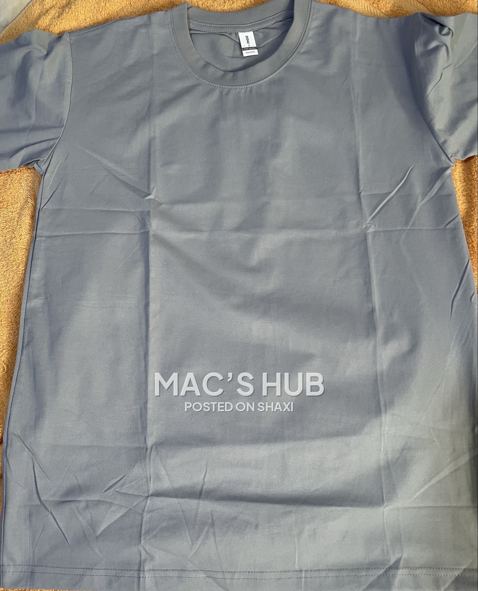 Round neck shirts photo 2