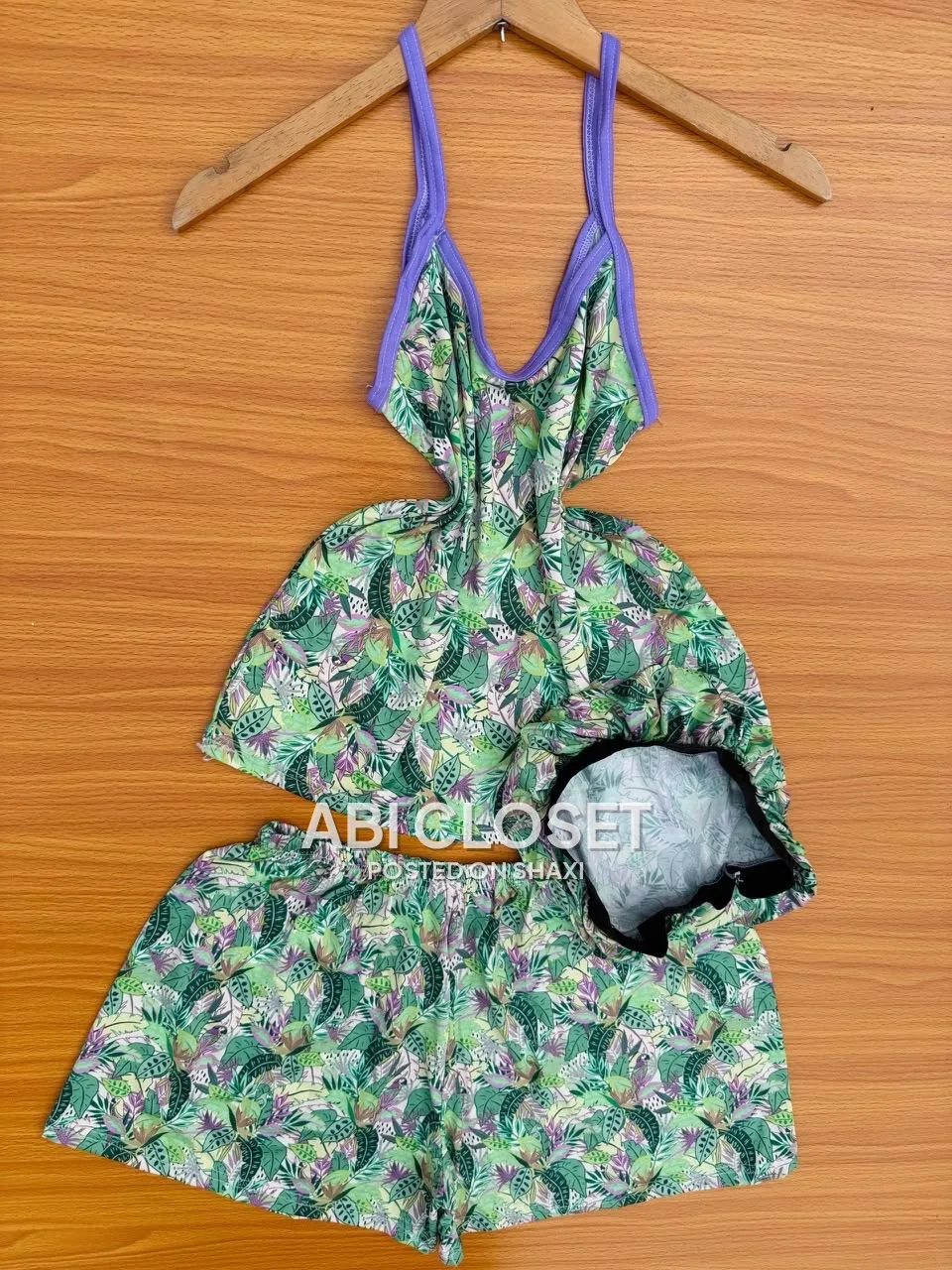 Nightwear’s photo 7
