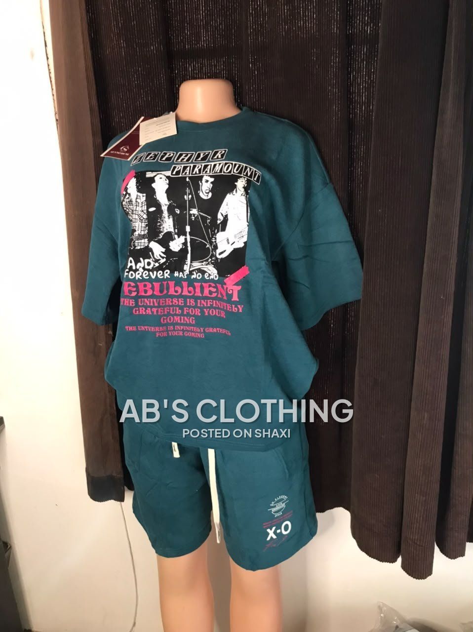 T-shirt top and down and unisex kaftan photo 1