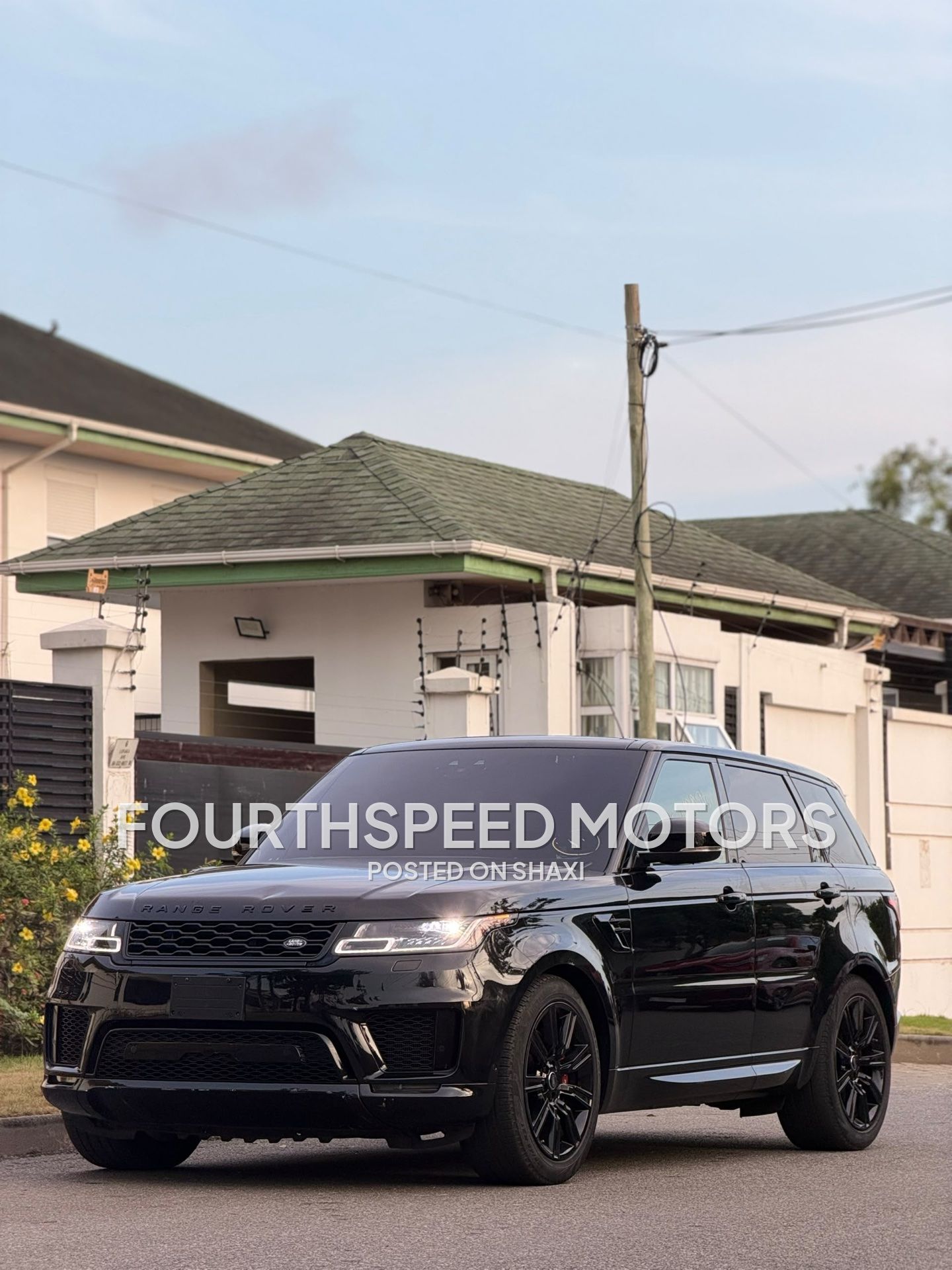 2021 Range Rover Sport HST photo 2