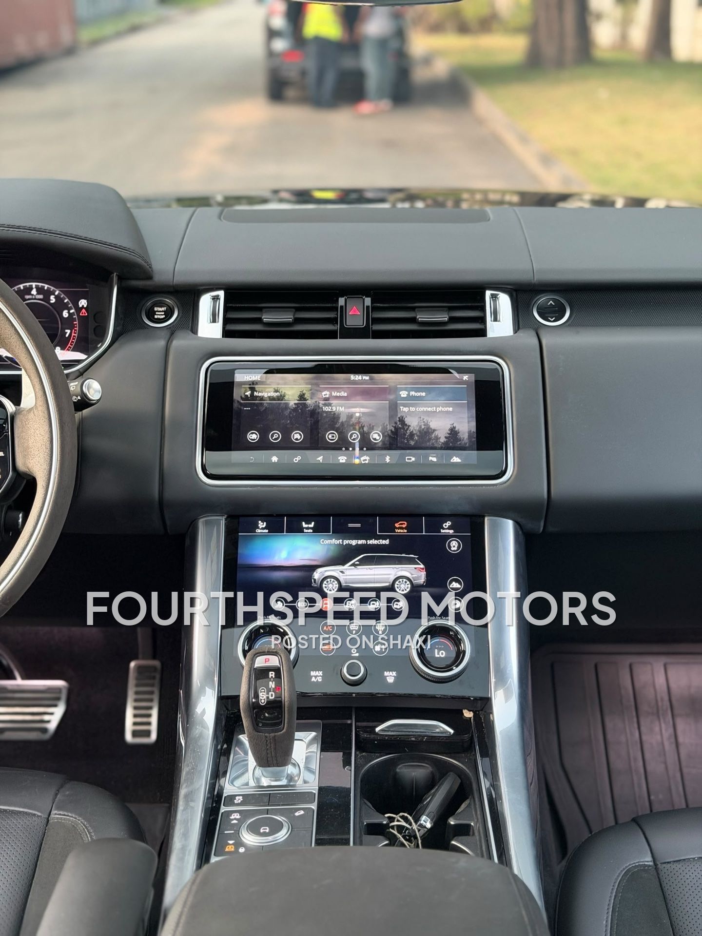 2021 Range Rover Sport HST photo 5