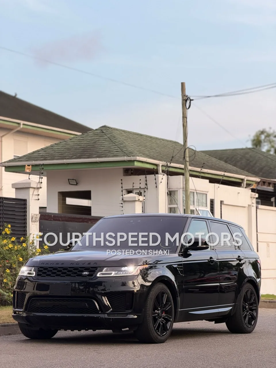 2021 Range Rover Sport HST photo 2