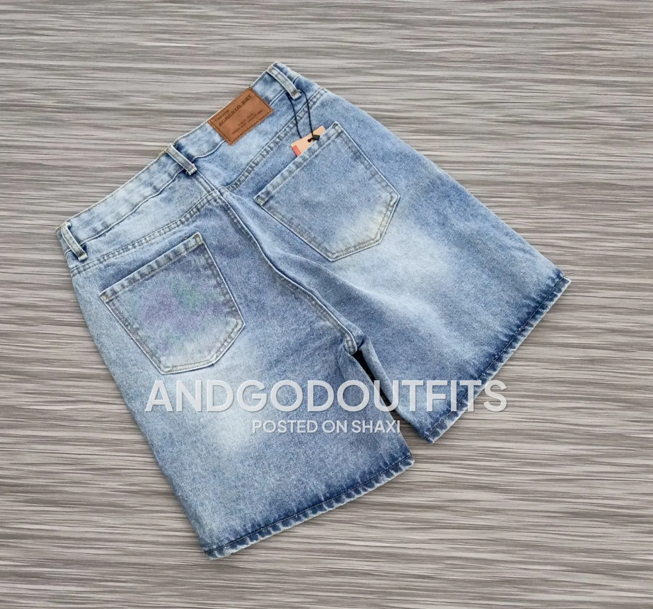 JEANS SHORTS photo 2