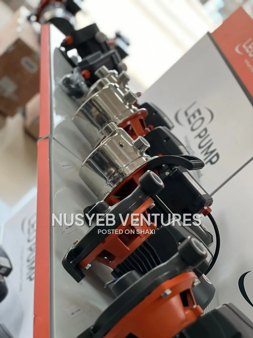 LEO 1.5HP Stainless Water Pump photo 2