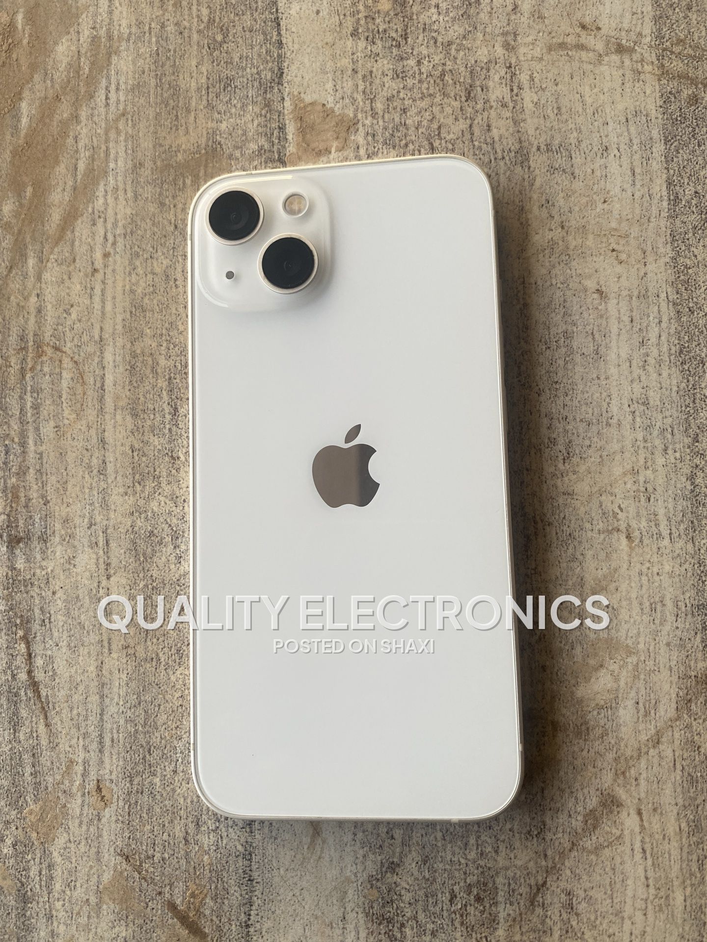 iPhone 13 photo 2