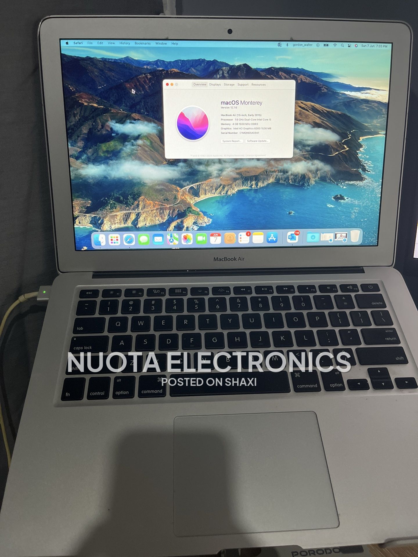 MacBook Air (13-inches, Early 2015) photo 1