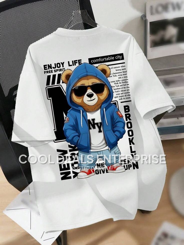 White and black t shirts photo 3