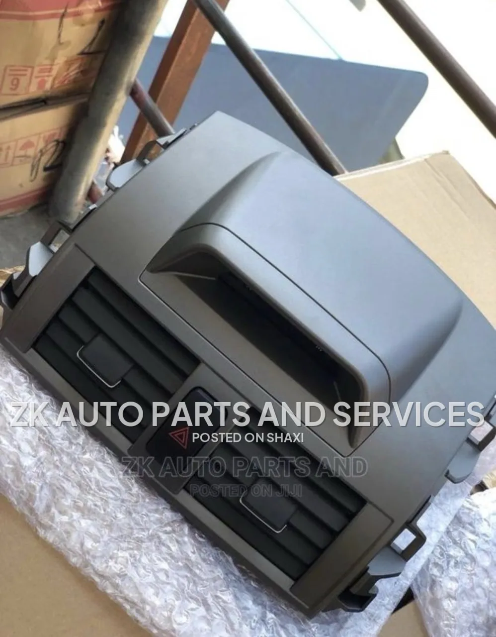 Toyota Corolla AC vent photo 2
