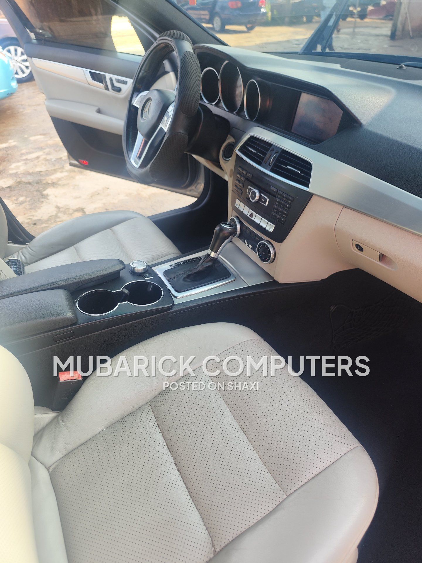 MERCEDES BENZ C250 photo 1