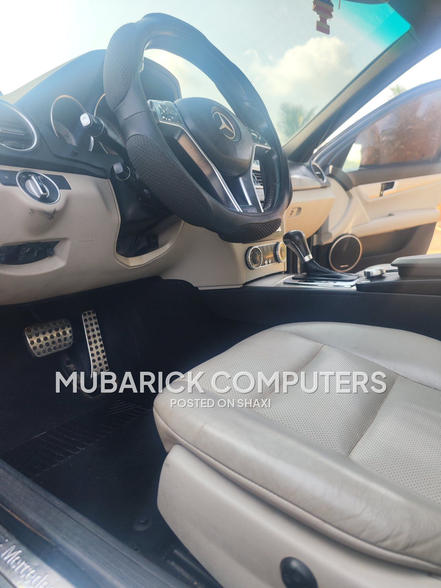 MERCEDES BENZ C250 photo 5