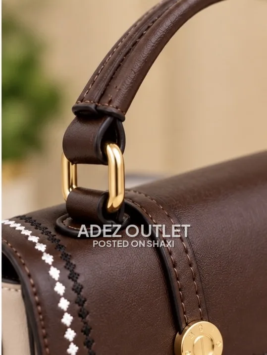 Fashionable handbags photo 4
