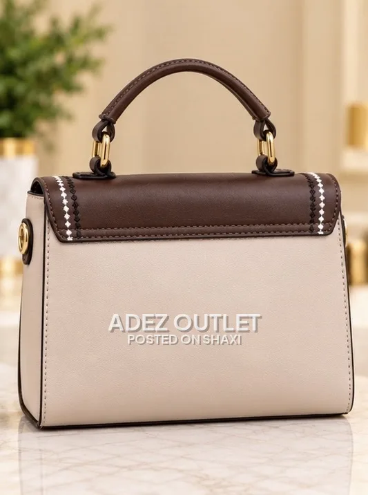 Fashionable handbags photo 2