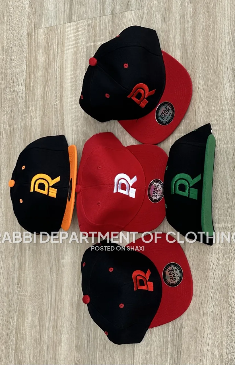 SNAPBACK Caps photo 3