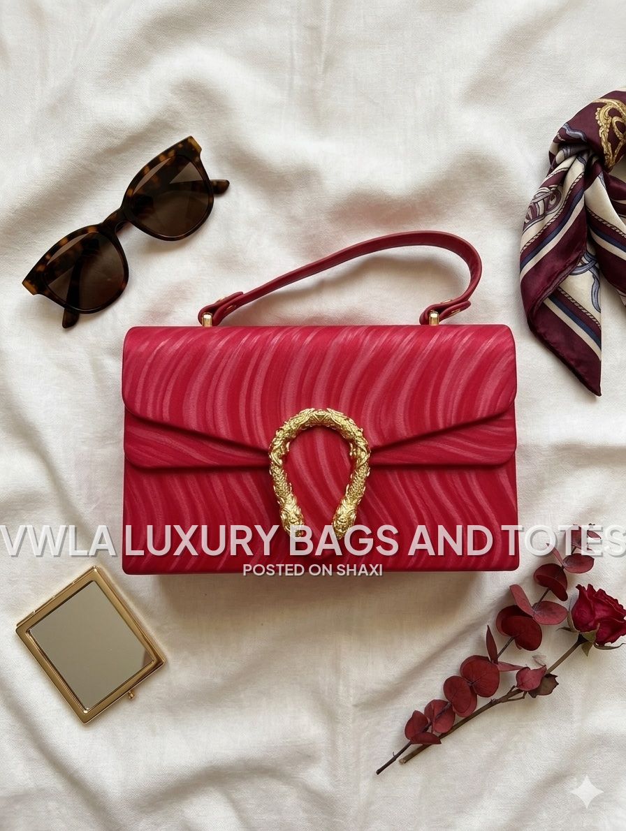 Ladies bag photo 1