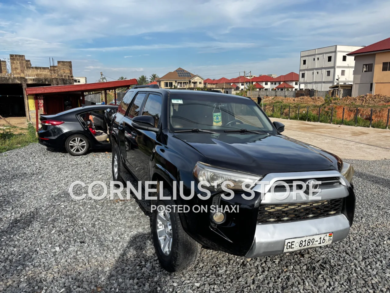 2016 Toyota 4 runner photo 3
