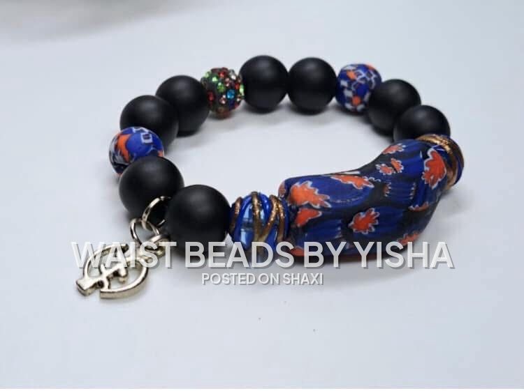 Bracelets photo 9