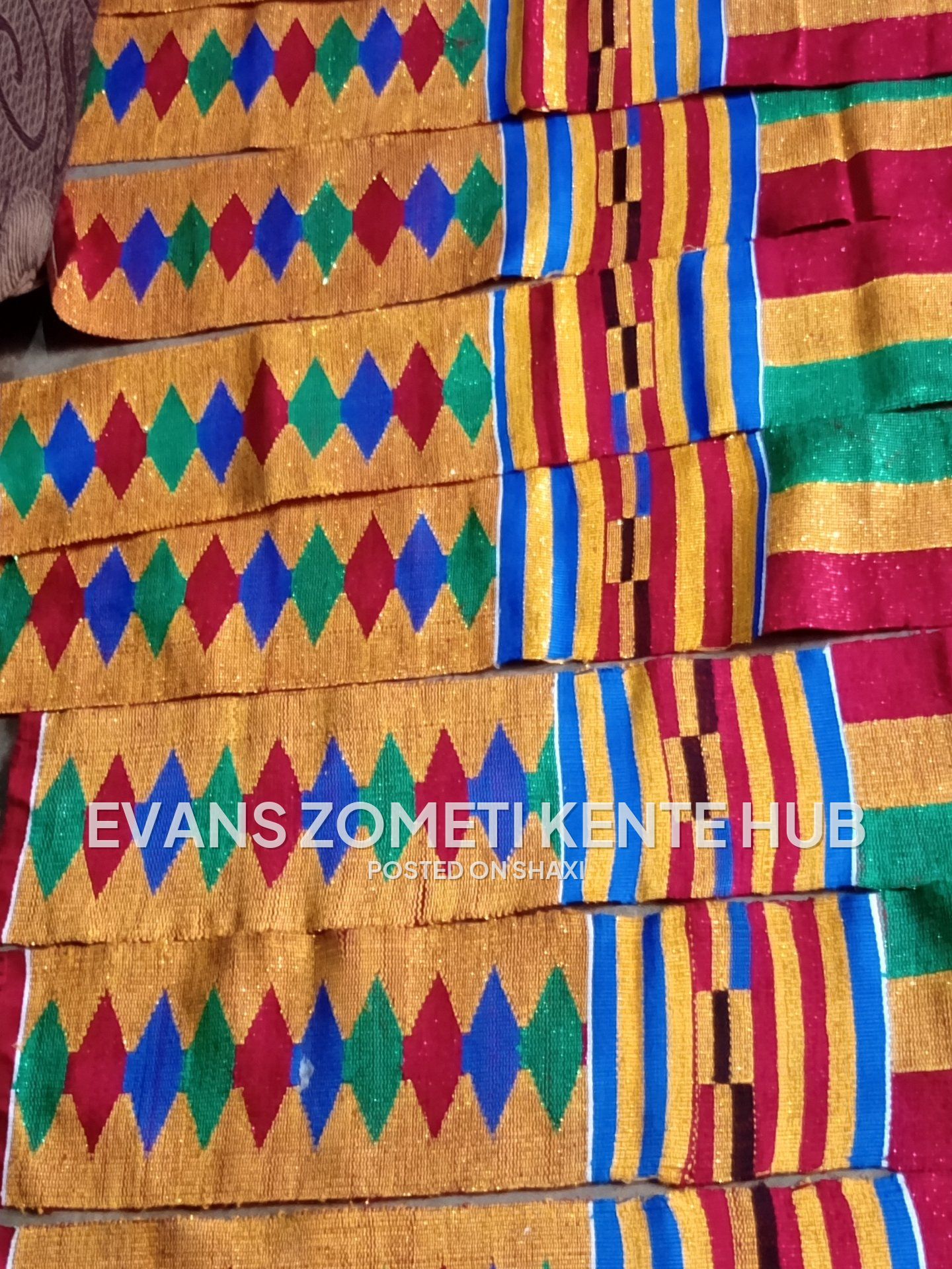 Evans Zometi kente hub photo 3
