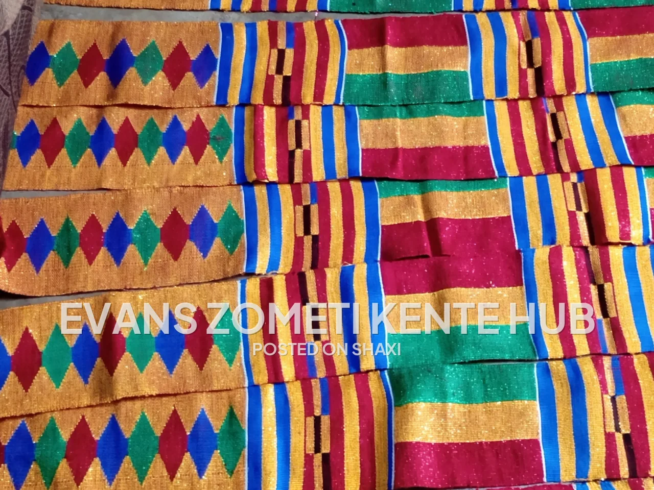 Evans Zometi kente hub photo 4