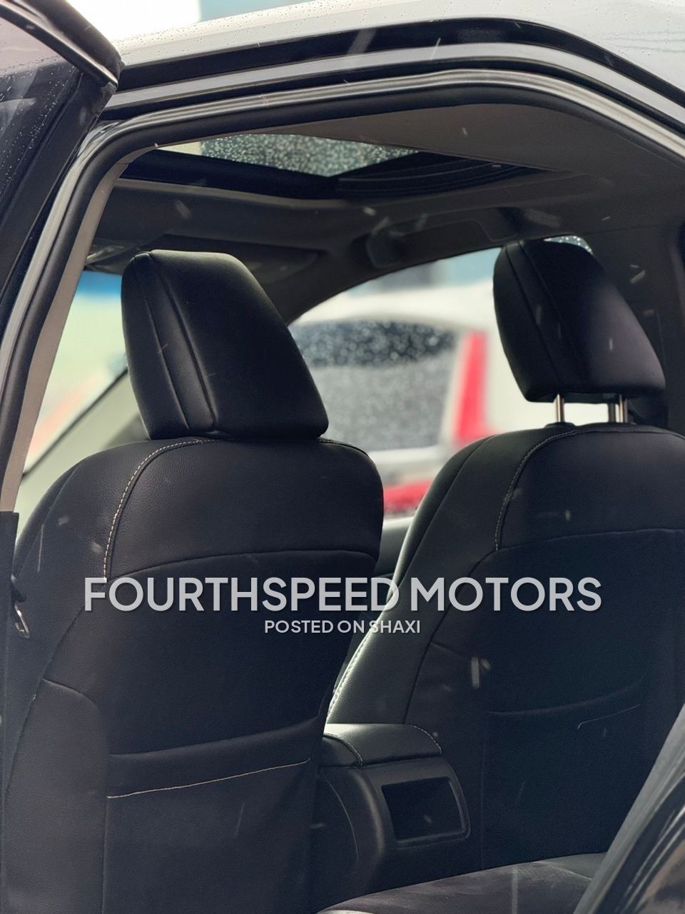 2014 Toyota Camry SE photo 6