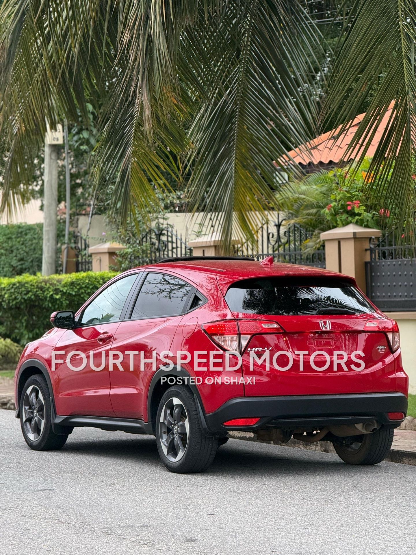 2018 Honda HRV EX photo 2